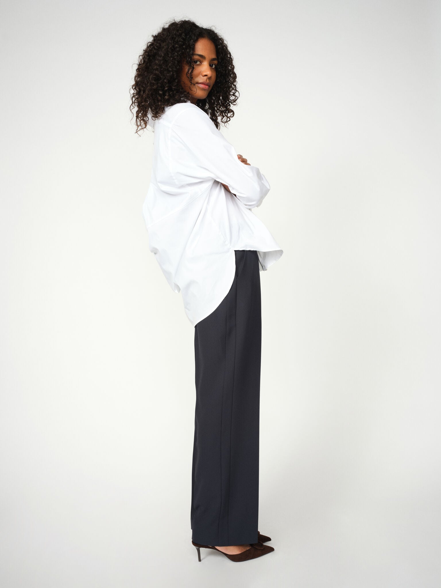 Modelshot / Salute Navy / Detail