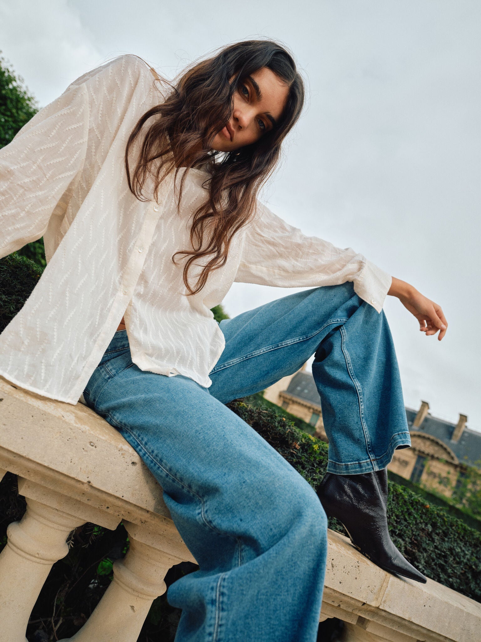 Modelshot / Ecru / Detail