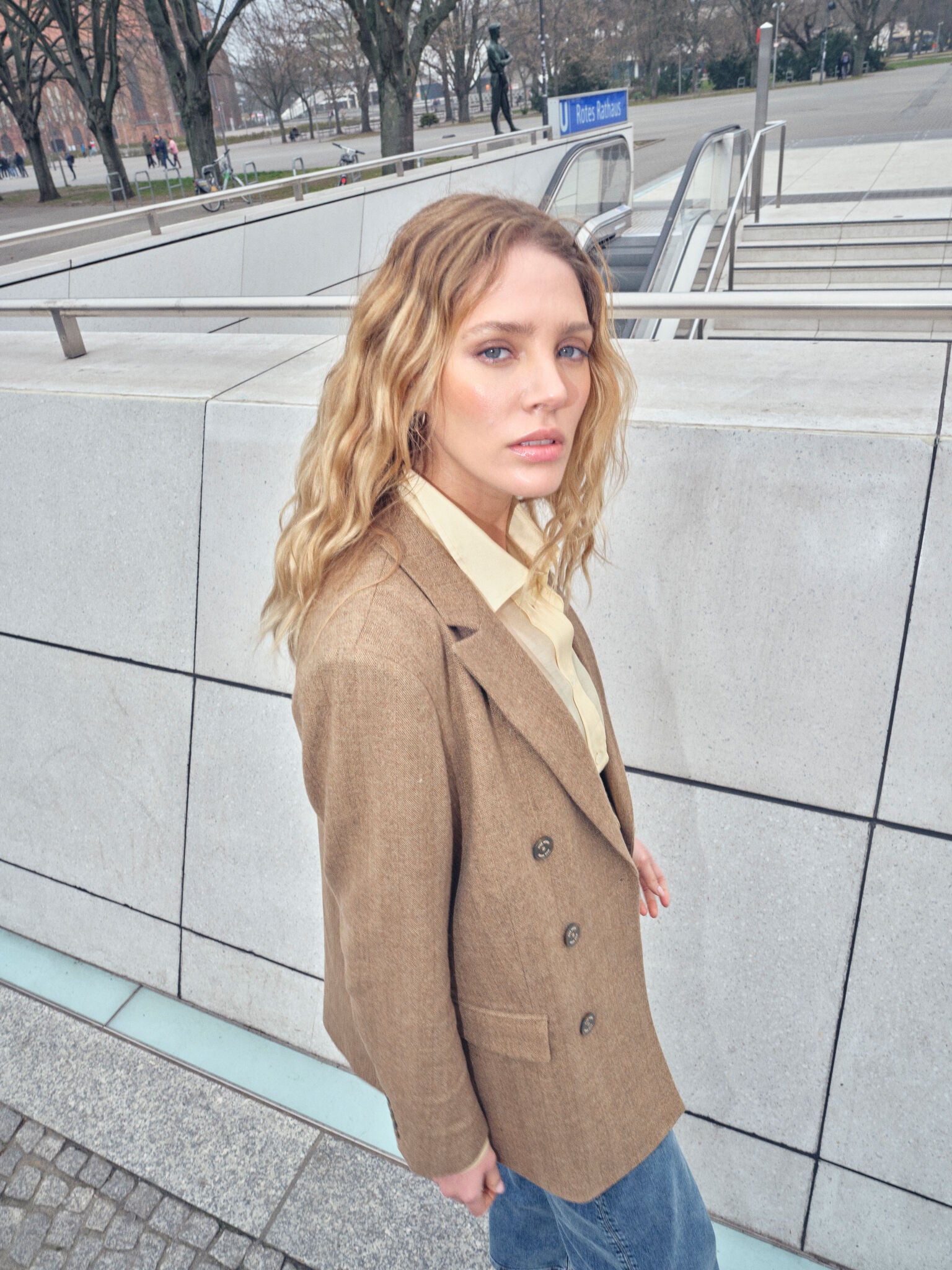 Modelshot / True Camel / Detail