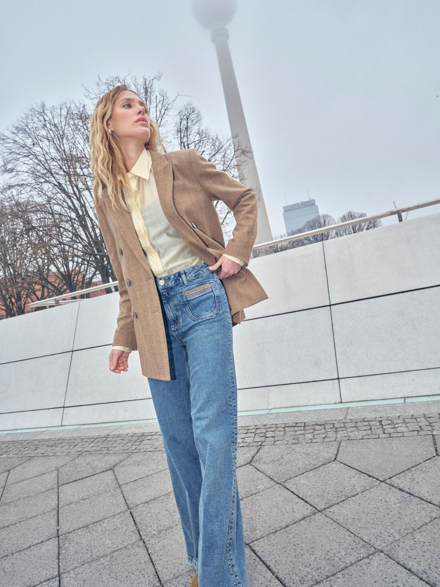 Modelshot / True Camel / Detail