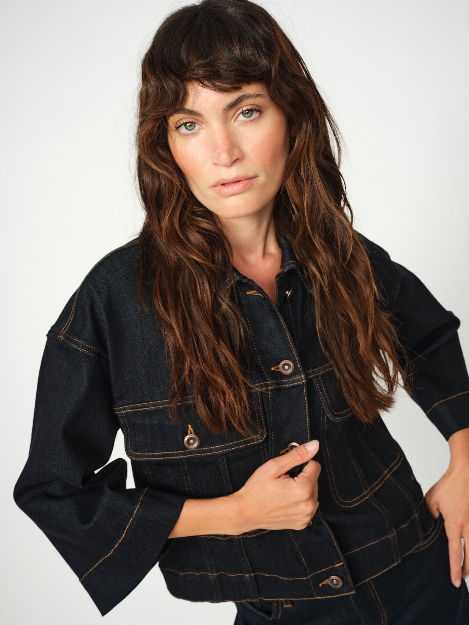 Modelshot / Dark Blue / Detail