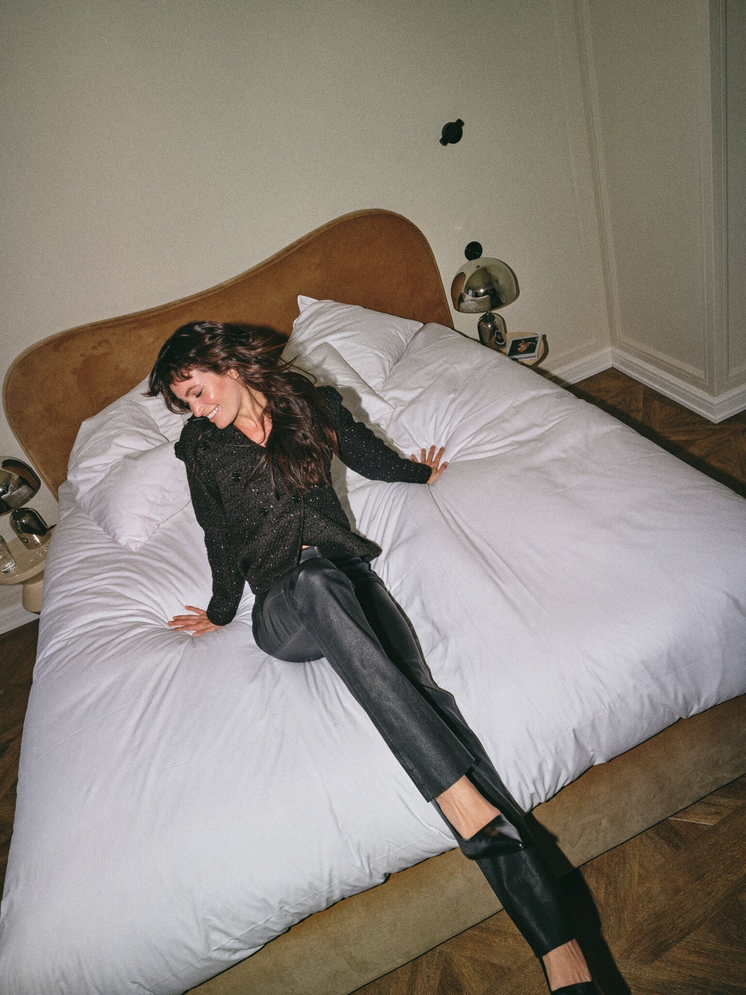 Modelshot / Black / Detail