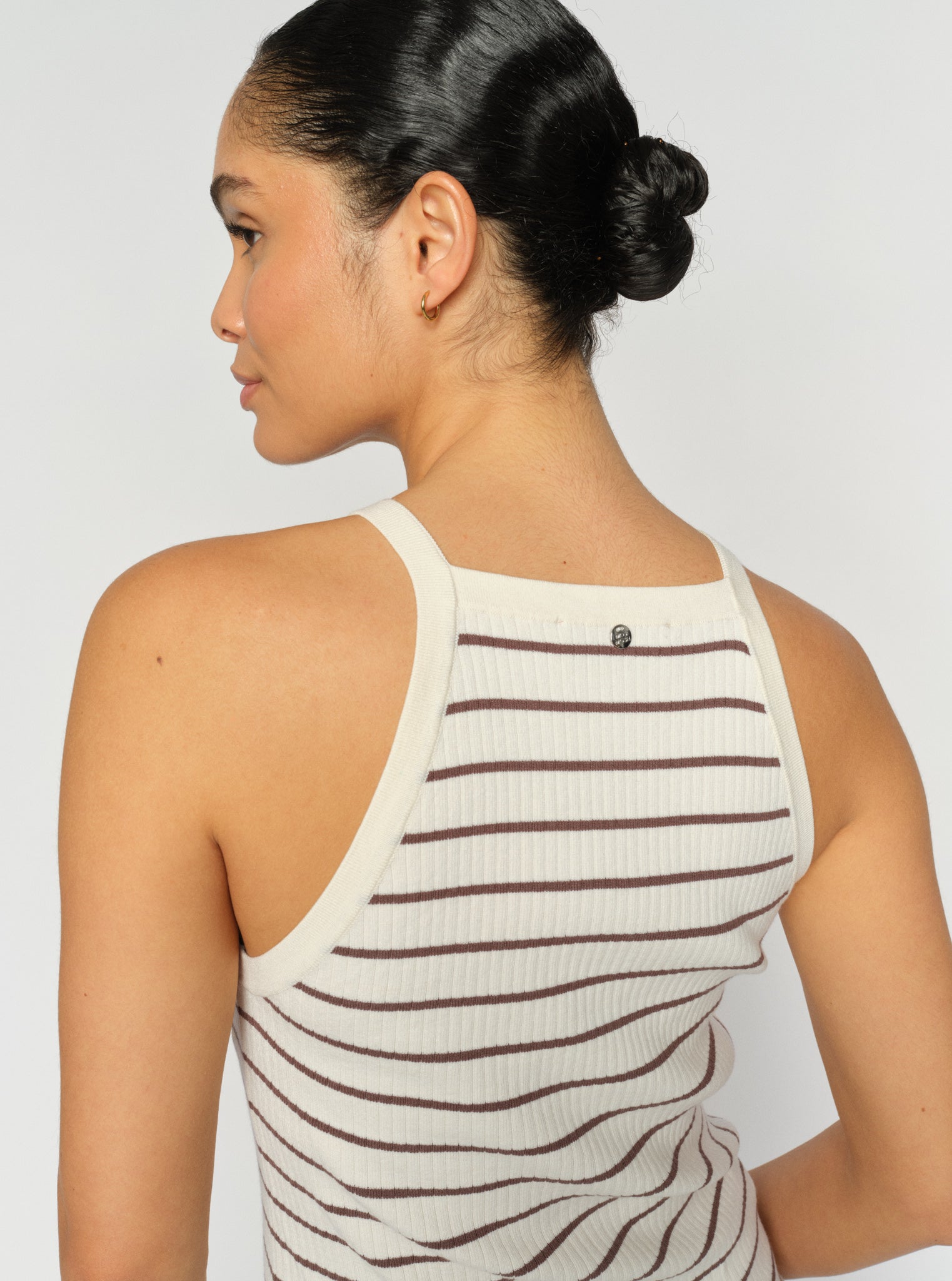 Modelshot / Coffee Quartz / Detail