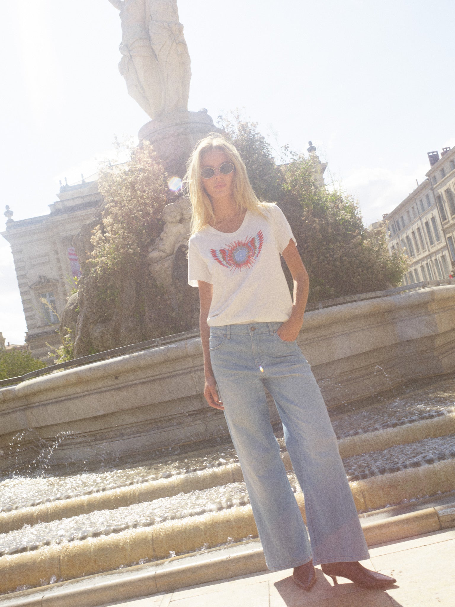 Modelshot / Blue / Detail