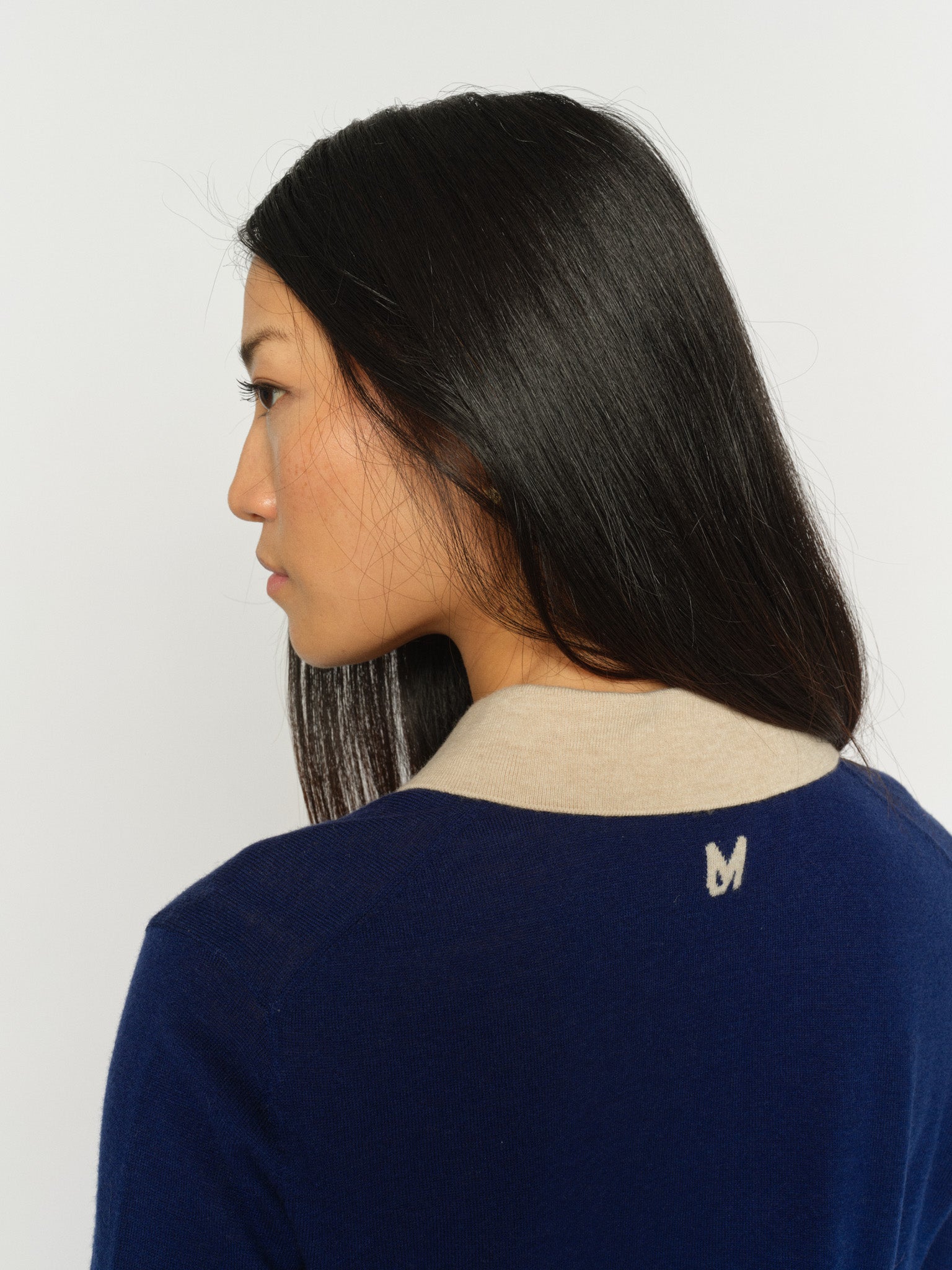 Modelshot / Salute Navy / Detail