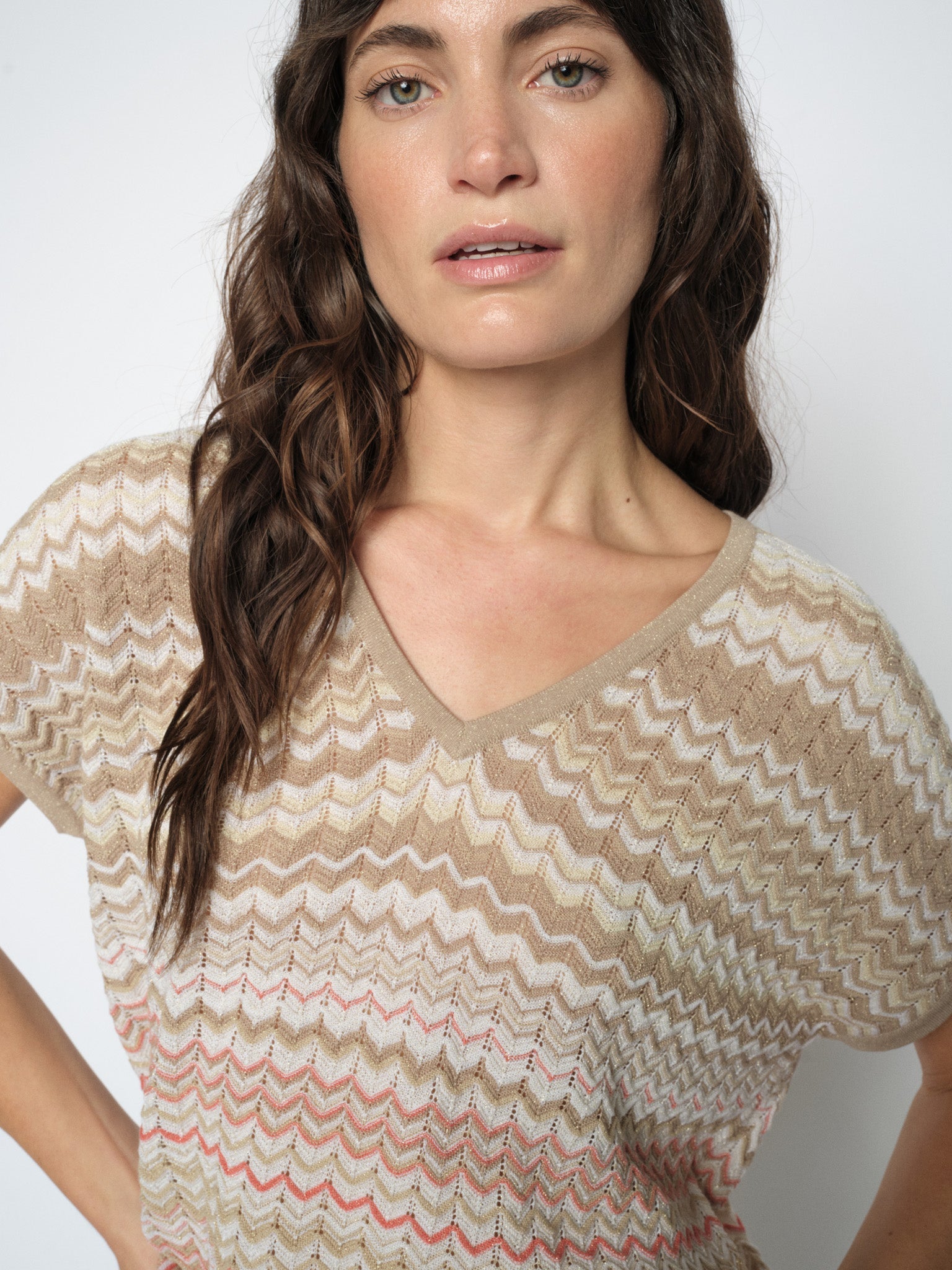 Modelshot / Ecru / Detail