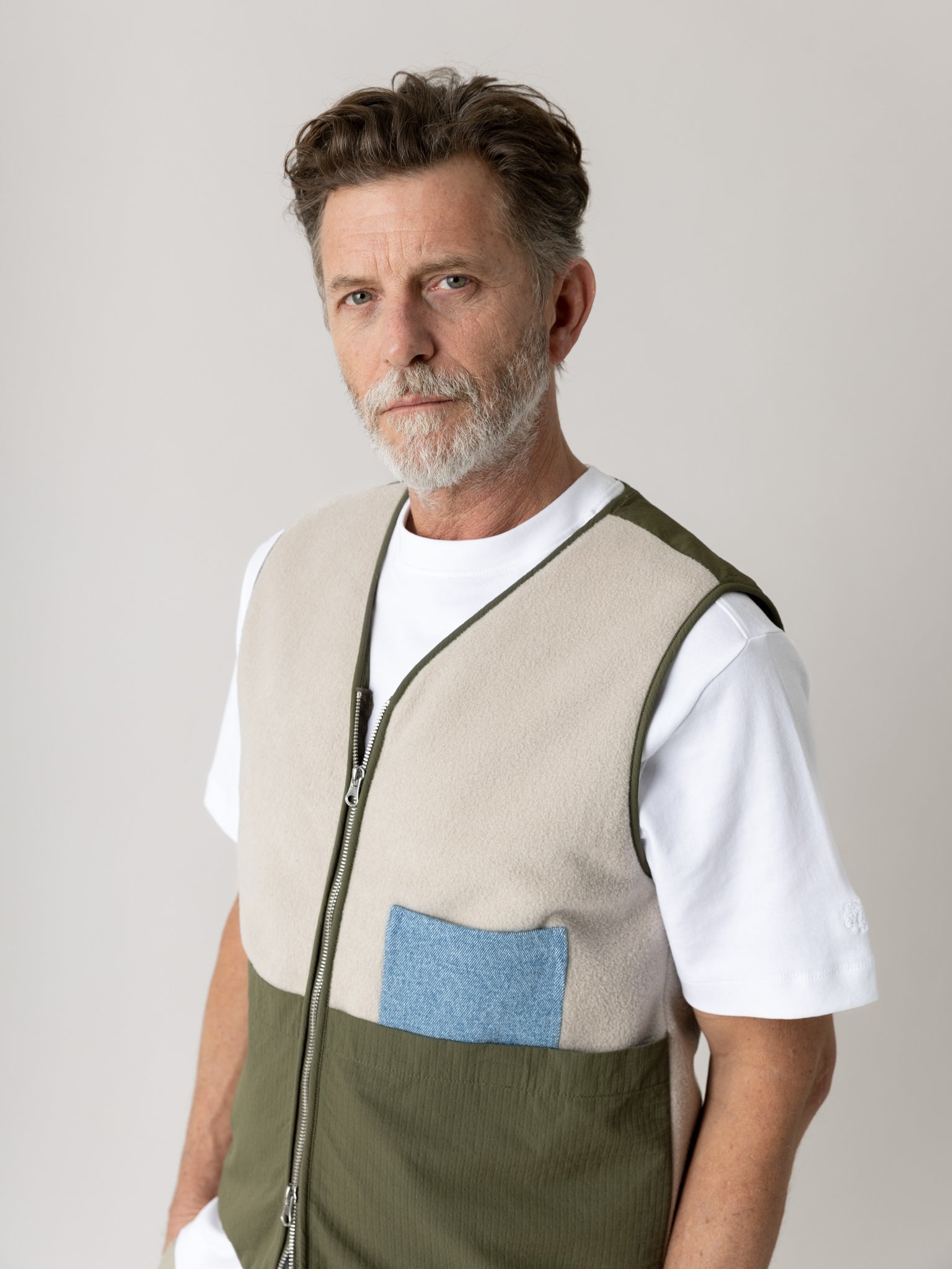 Modelshot / Chateau Gray / Detail