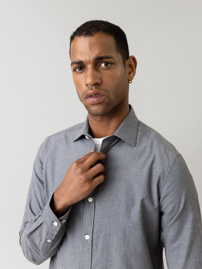 Modelshot / Shade Grey / Detail