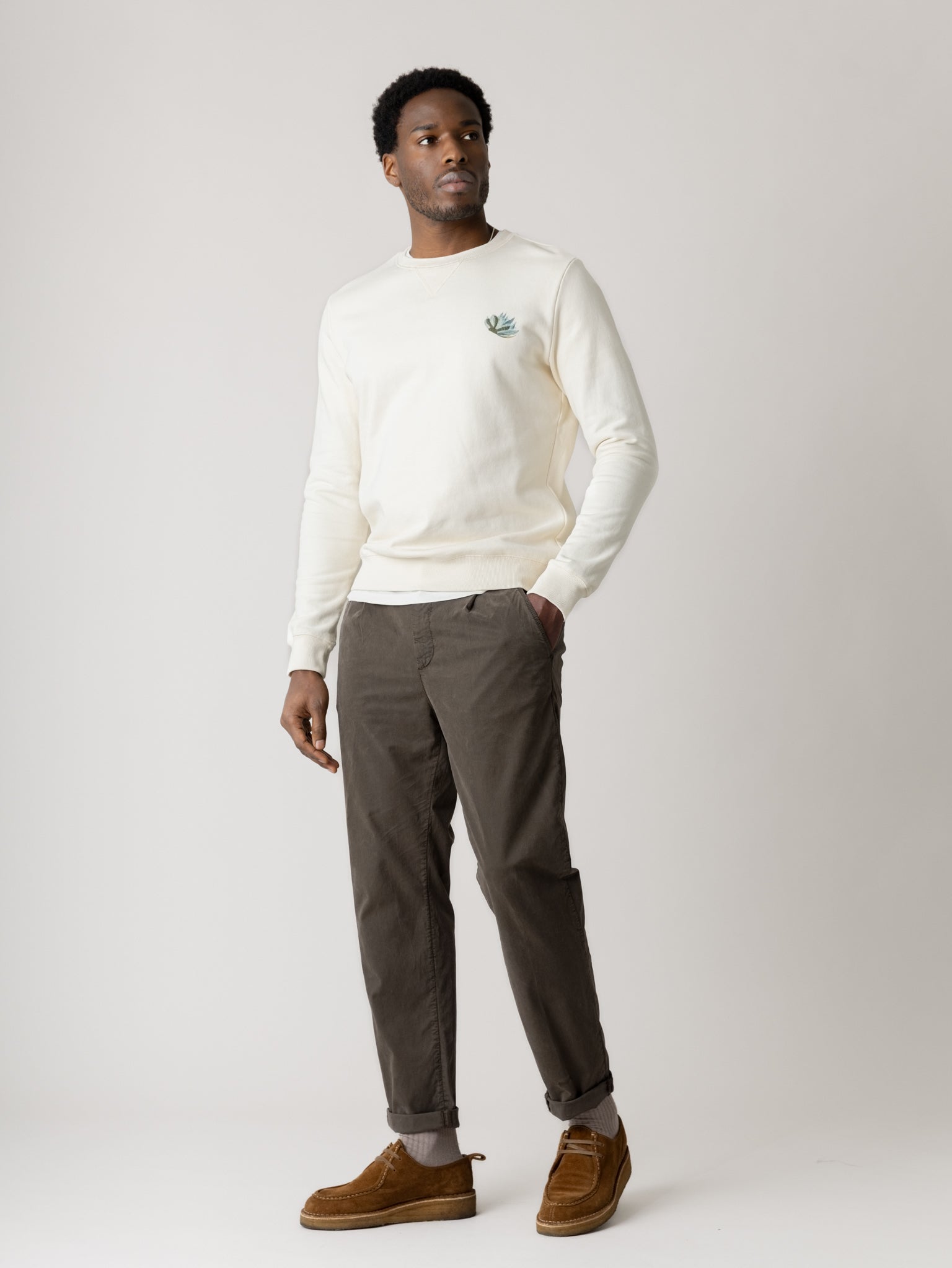 Modelshot / Ecru / Detail