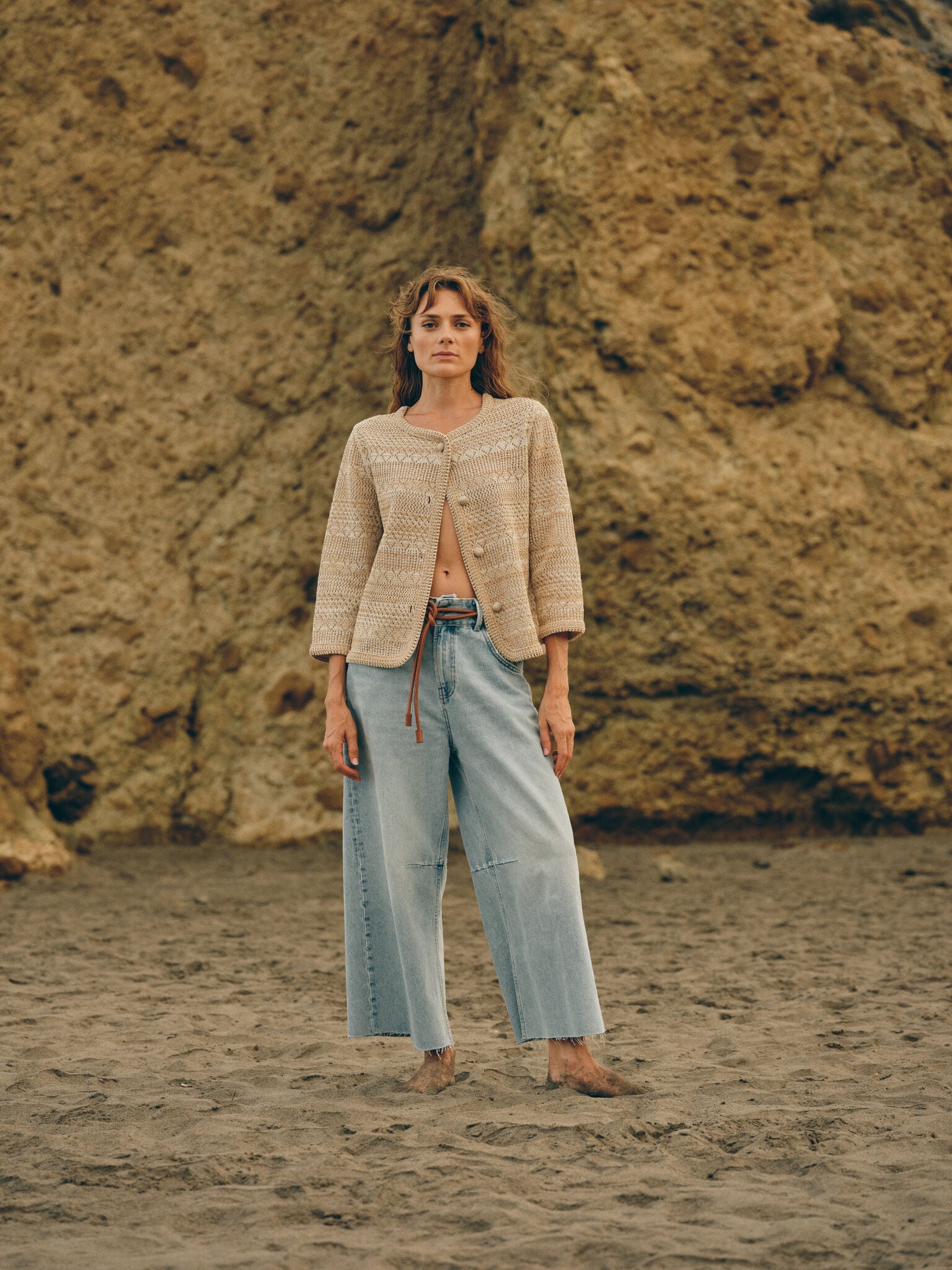 Modelshot / Light Blue Denim / Detail