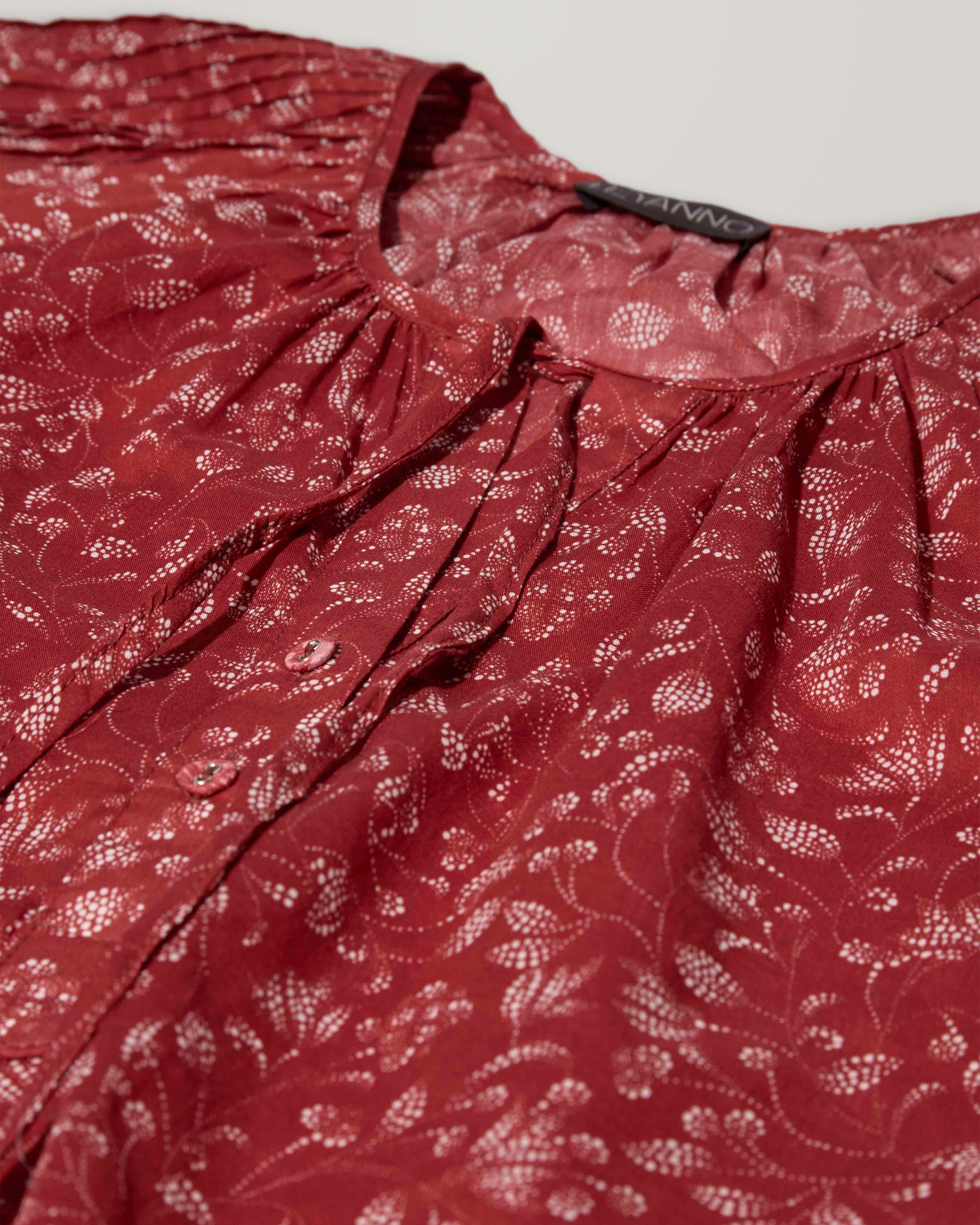 Modelshot / Burnt Brick / Detail