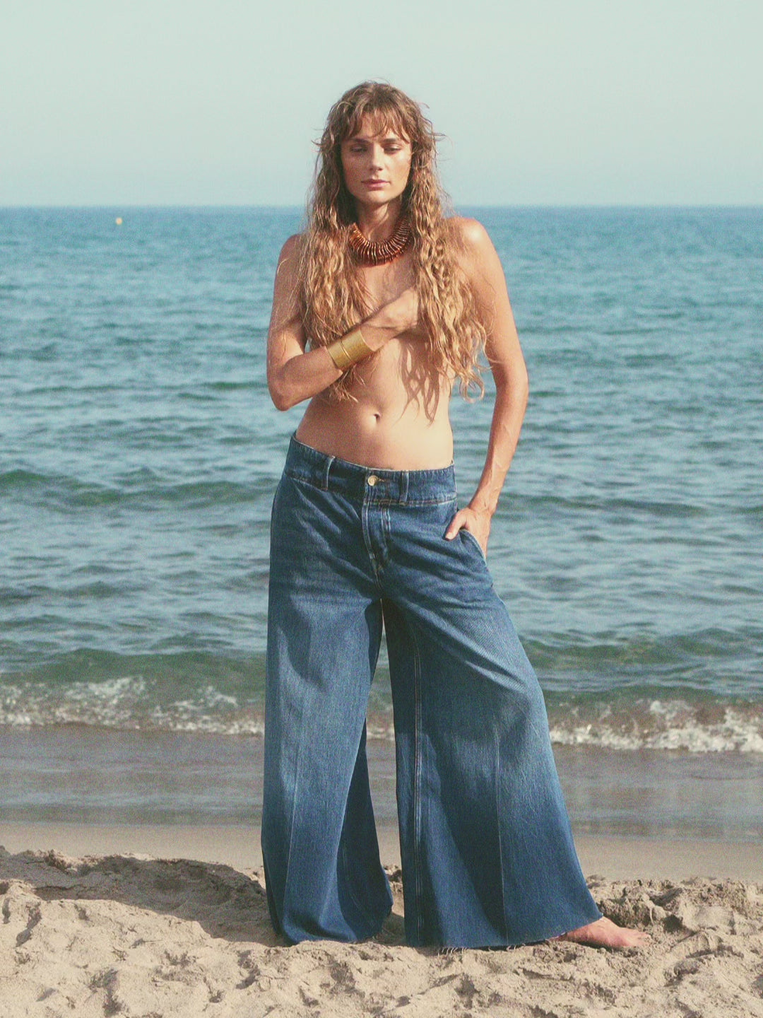 Modelshot / Dark Blue Washed / Detail