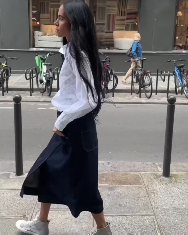 Modelshot / Dark Blue / Detail