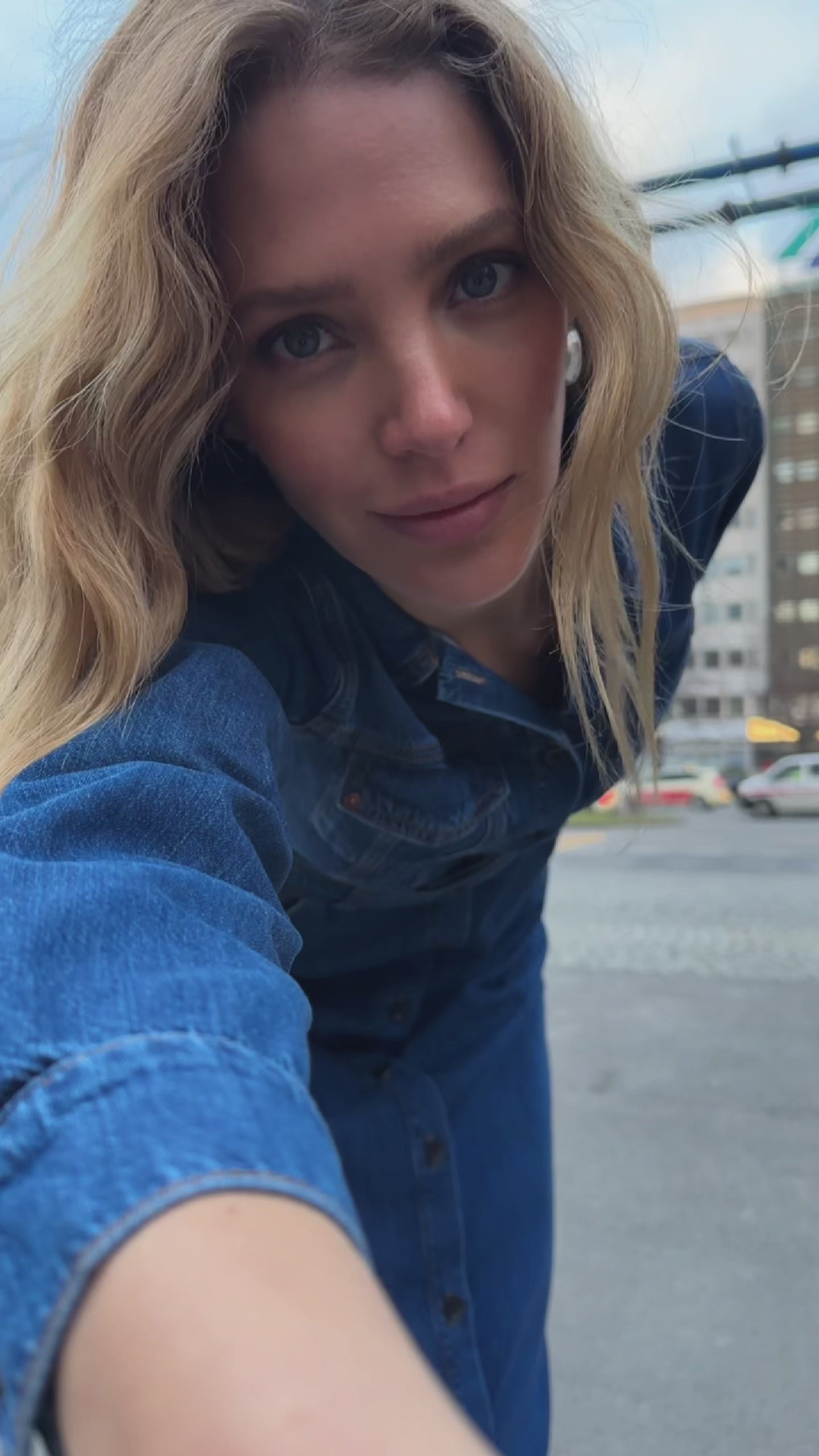 Modelshot / Blue / Detail