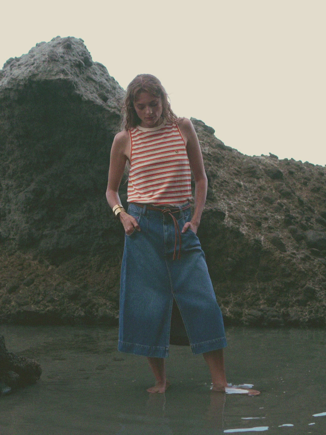 Modelshot / Medium Washed Blue / Detail